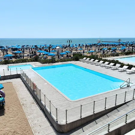 Appartamento Apollo Superior Fronte Mare Lido di Jesolo